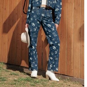 NWT Cali 1850 Western Print Jeans Size 3